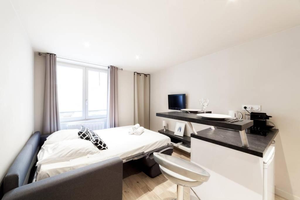 Studio Parfaitement Equipe - Metro Cordeliers Ail Lyon Zewnętrze zdjęcie